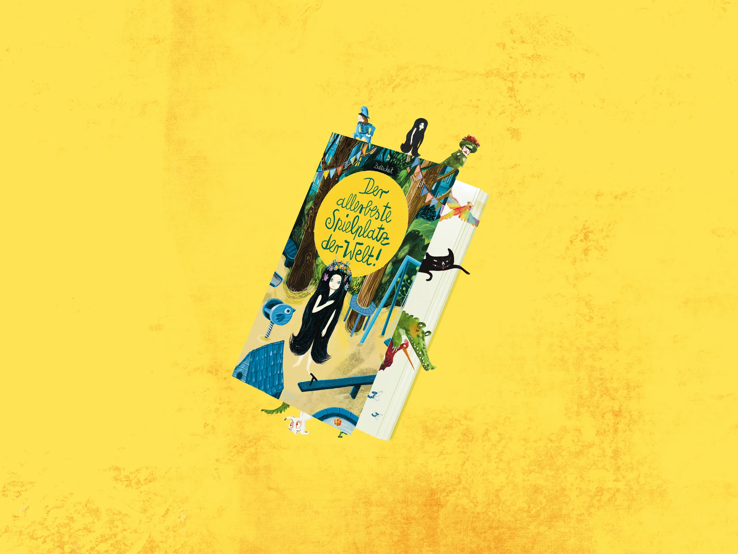 Illustration eines Kinderbuchs auf gelbem Hintergrund. Das Buch zeigt bunte Figuren wie Tiere und Menschen in fantasievoller Umgebung. Auf dem Cover steht der Titel: „Der allerbeste Spielplatz der Welt!“.